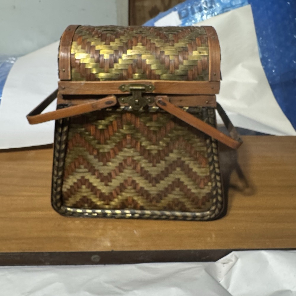 Vintage Woven Wicker Basket Purse Chest Wooden Handles Boho